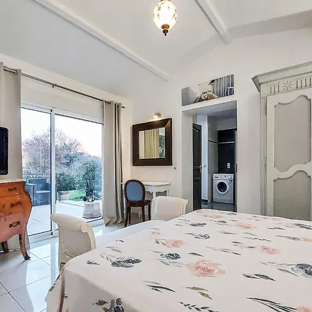 Pet Friendly In Holiday home Sarlat-la-Caneda