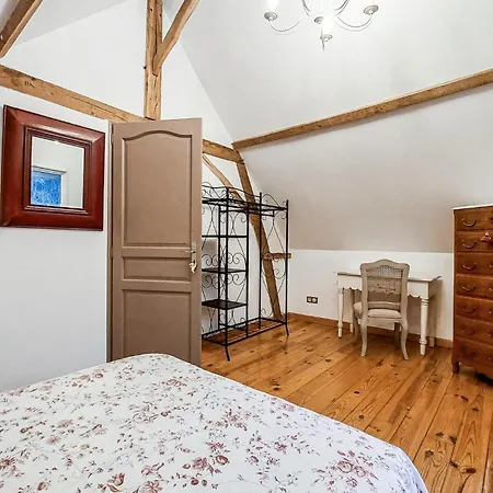 Pet Friendly In * Sarlat-la-Caneda